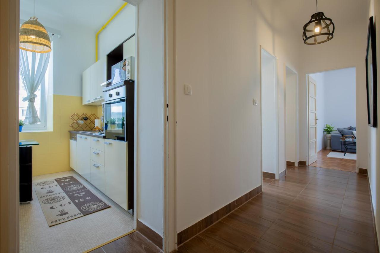Amphitheater Apartment Pola Esterno foto